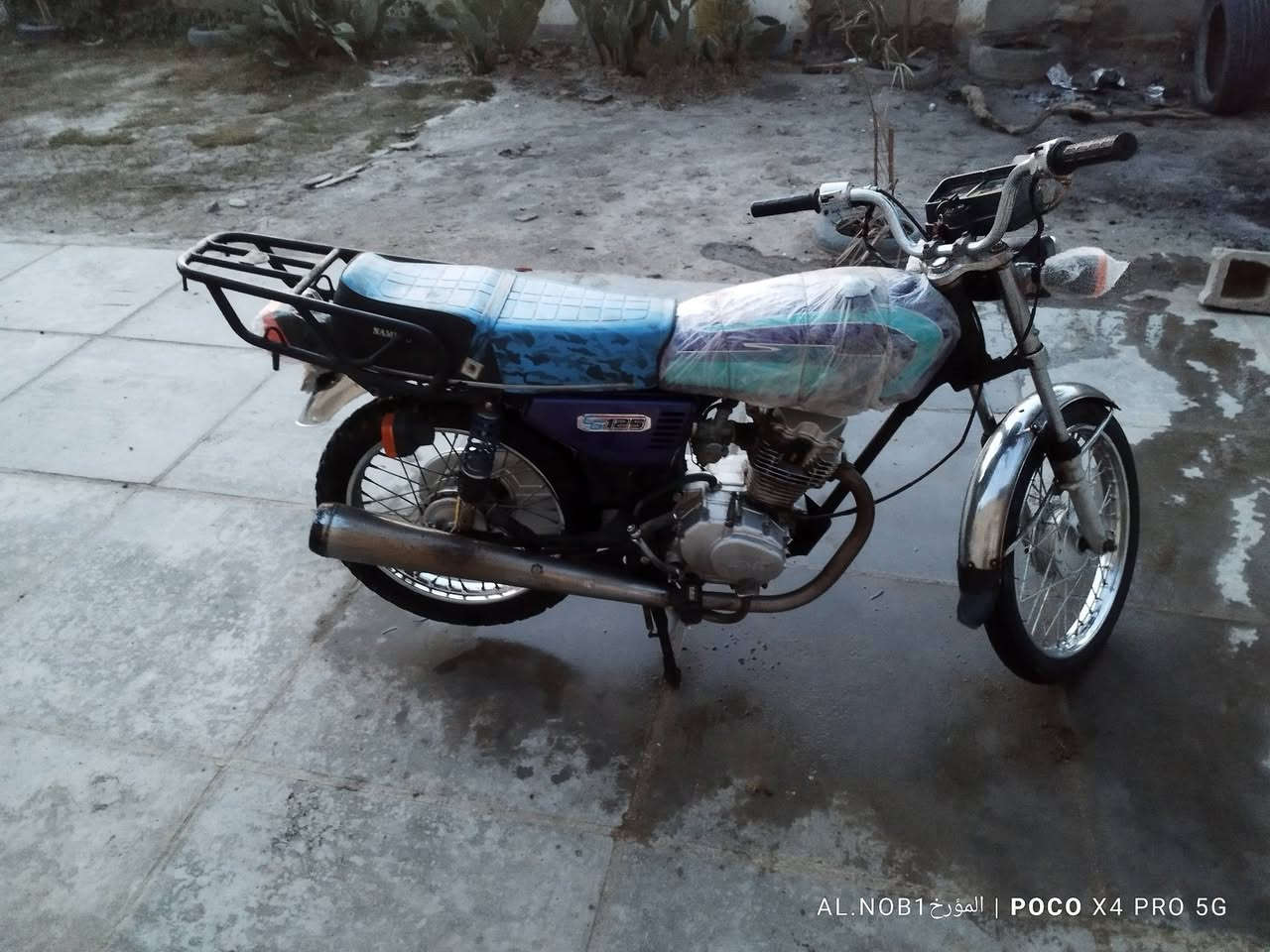 للبيع نامه 
اكفلها سرقه وعشائر
الدراجه كدام عينك نعمه من الله مابيها اي نقص كامله من كلشي 
نص هندر صوتها يخبل 
مكاني الديوانيه قضاء عفك 
***********
السعر ٣٢٥ وبيها مجال حگ الجيه
