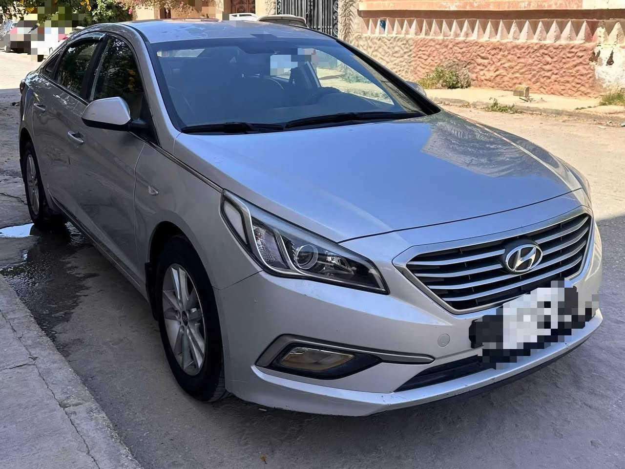 سوناتا 2017  ادوات كصه جنطه غاز اصل خط واحد
شرط ما تلكى هيج نضافه احلى من الصور 
متوم ارقام وسنويه شمالي
كير محرك كفاله حداديه 100/100 تبريد ثلج 
مري شفط سياره كارتون 
السعر ٥٢ مع المجال البسيط 
***********

