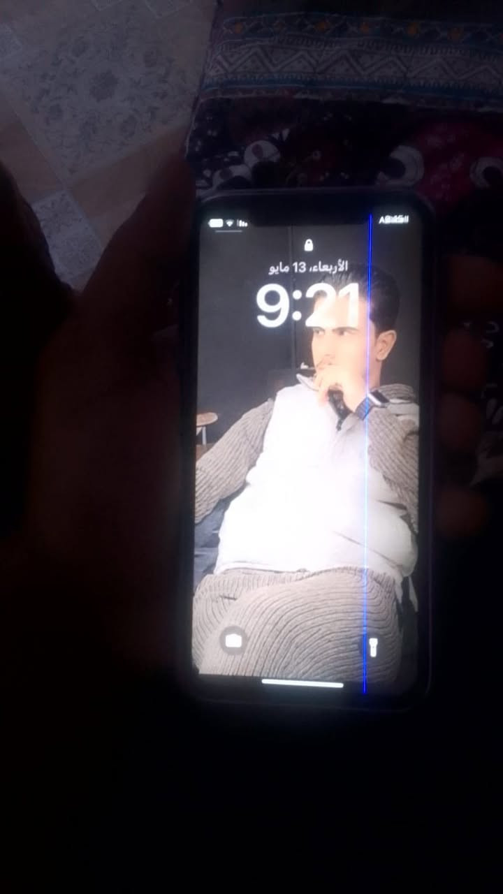 ايفون اكس ماكس ذكره 64بطاريه جهاز87مبدله فيس إيدي متوقف شاشه جهاز بلديه له خدش له كسر سعر 100بي مجال قليل *********** متواجد ع واتساب
