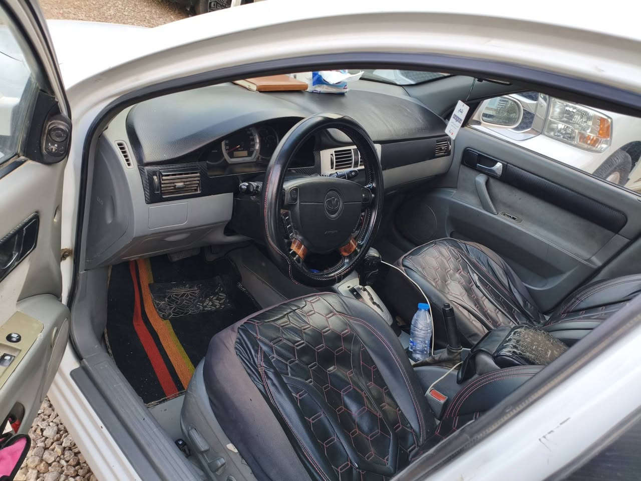 اوبترا 2010 رقم ذي قار مكان السياره ديوانيه  جاهزه حداديه وصدر جديد تخم تاير جديد   كشنات كهربائي شاشه ضرر السياره فقط باب السايق والباب الخلفي طخات بسيطه    مداور  ثاني يوم  السعر 65 ورقه ما متواجد على النت.. 
‏‪0770 600 0262‬‏
