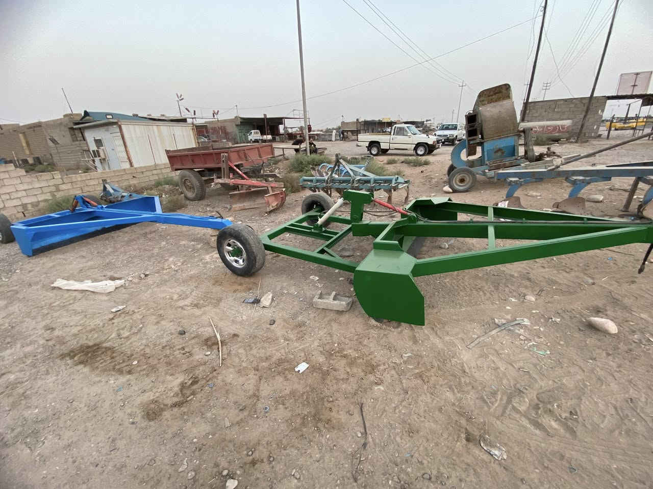 للبيع كافة أنواع الأليات الزراعية العنوان ديالى ناحية العظيم 
***********
