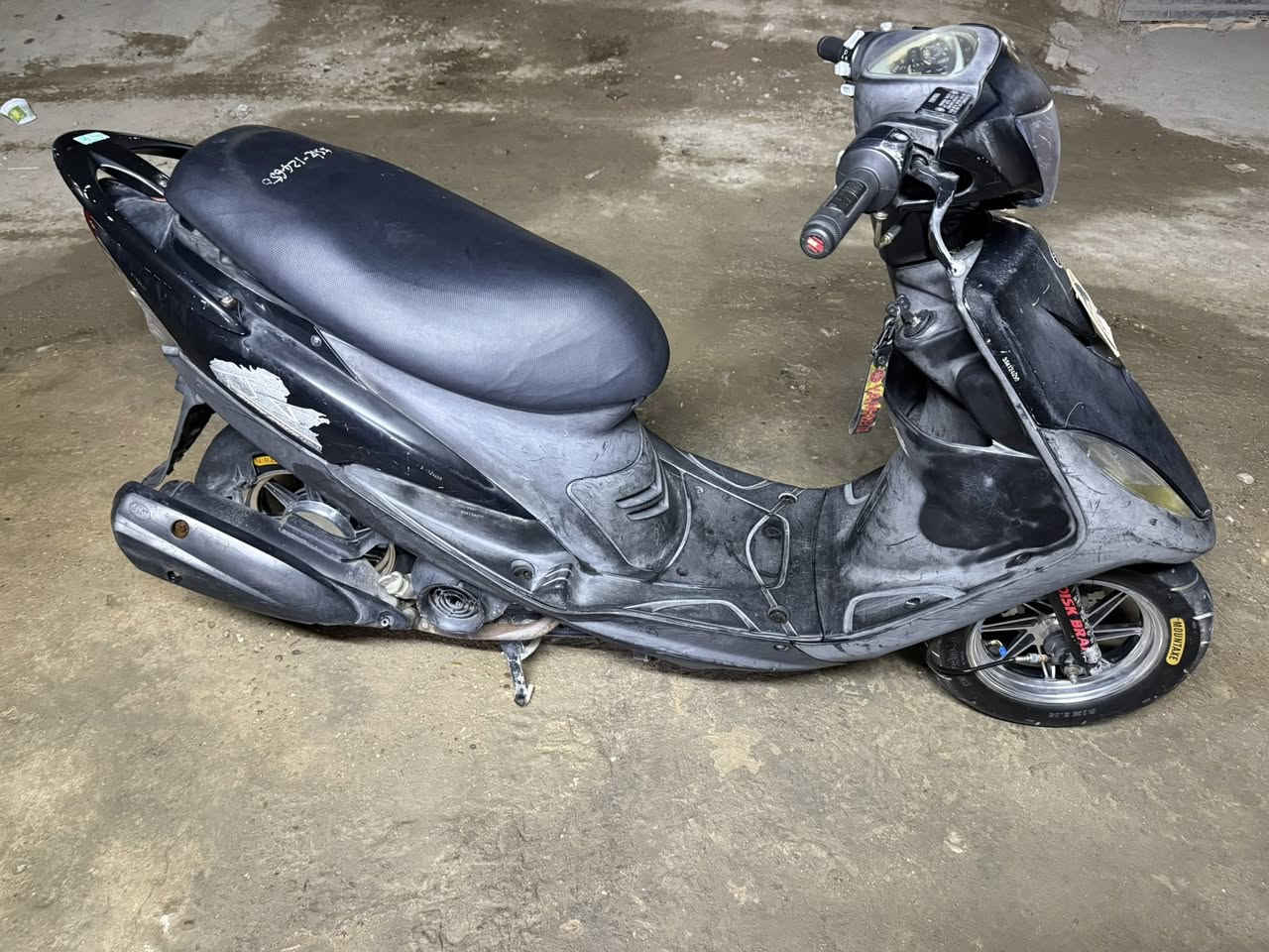 دراجه ماكس للبيع العنوان بياع دراجه مكفوله رقم الهاتف ***********السعر 800وبيها مجال حك الجيه
