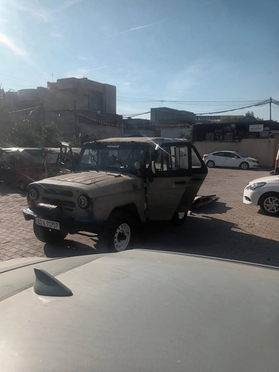 واز البيع مكينه ونجي وكير حوثي الو كير شغال خاكي بلادي دخل وخارج موديل الفين  وخمسه رقم دولي انكليزي 88وليحب يخابر رقمي *********** بكاني بغداد مدينة الصدر
