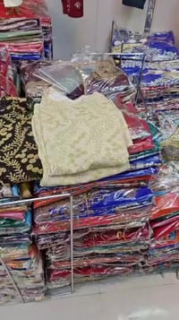 تراكسود المشاهير سعر الدرزن 72 الف فقط واتساب 07716517995