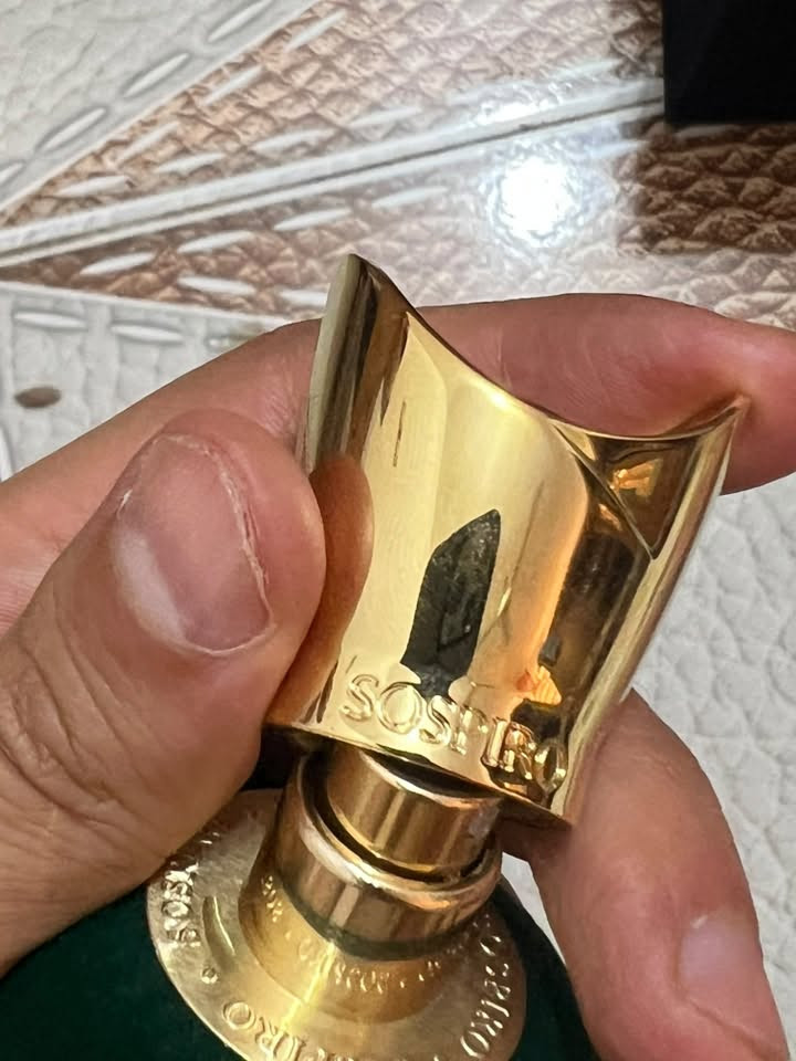 فيبراتو مستخدم منه ١٥ مل فقط ماخذه من ضفاف بغداد شرط تجي تفصحه بايدك يلا تشتري وهذا رقمي *********** مكاني بغداد الراشدية
