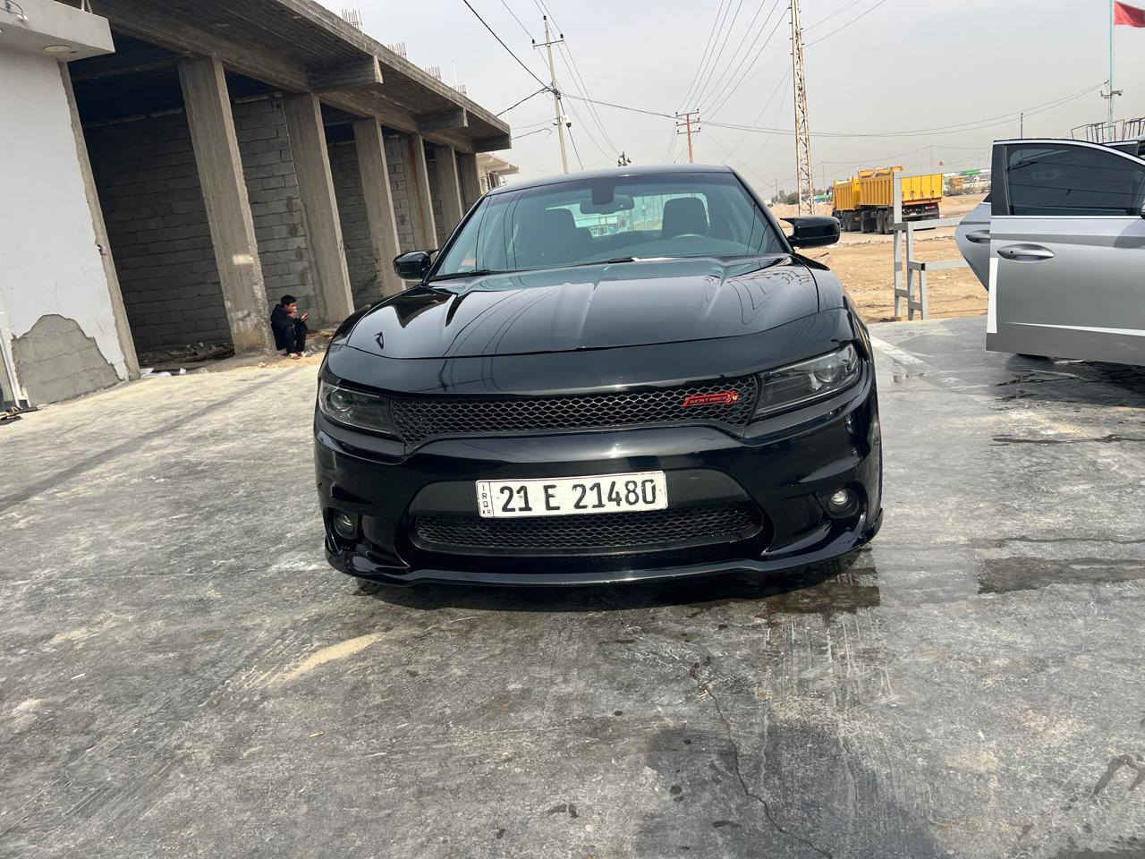 سلام عليكم جارجر للبيع موديل 2016 بون حادث بس بارد سونار بل منشور مكينه وكير تبريد  سعر 192 وبيه مجال قليل رقم شمالي تريد تحويل تريد وكاله *********** مكان السياره واسط الصويرة
