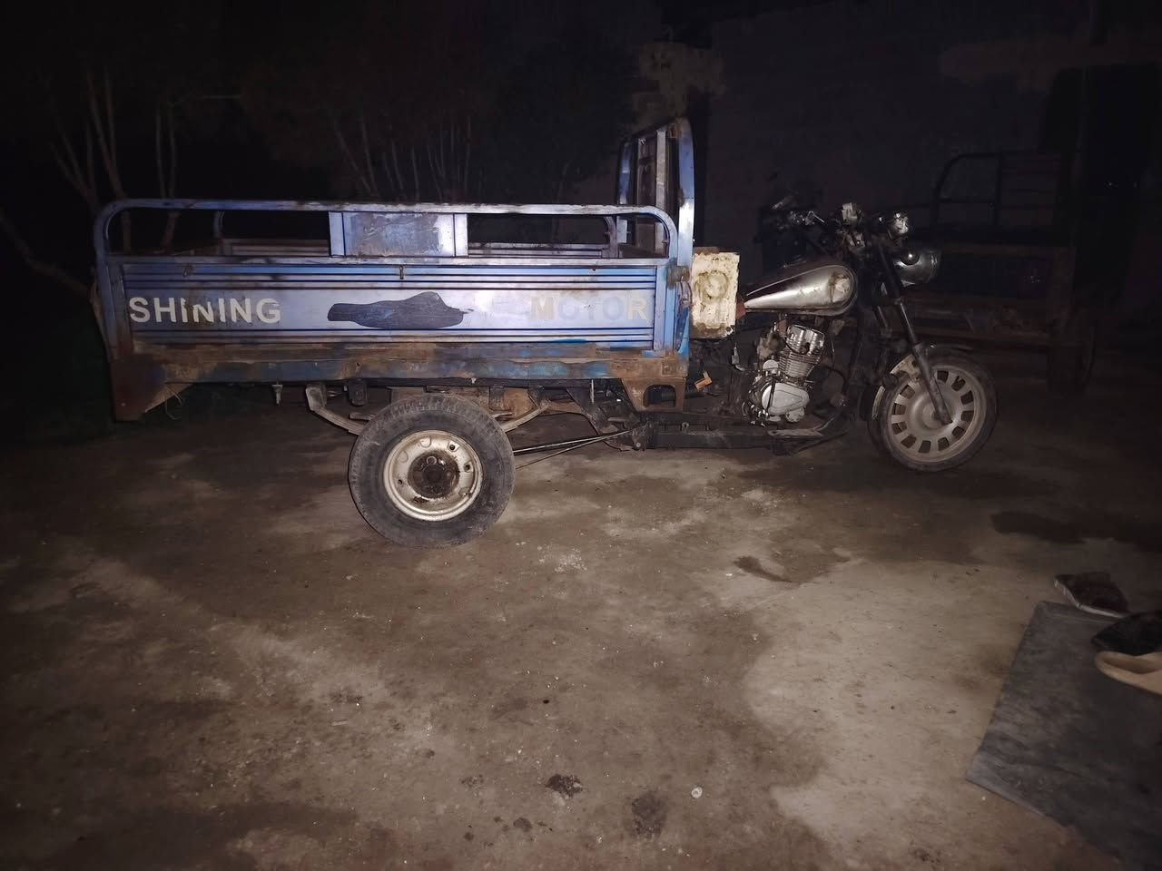 السلام عليكم ستوته للبيع موديل 15 بدون اوراق مكان ستوته بابل حمزه الغربي بالعوادل سعره 475 وبيها مجال قليل ما متواجد على الفيس شراي يتصل هذا رقمي***********
