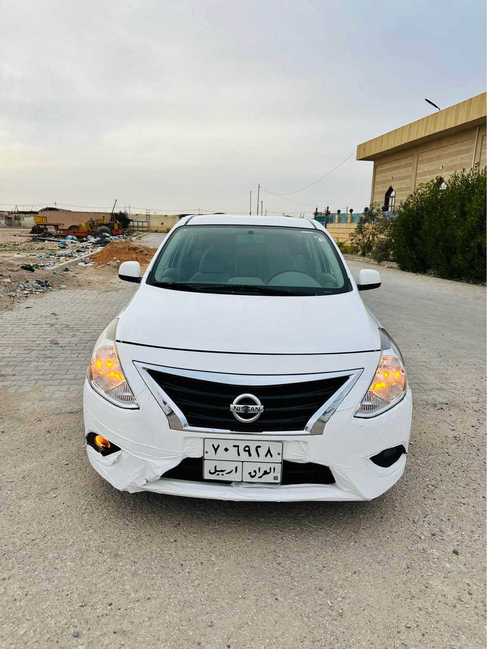 نيسان هنديه اصل  موديل 2022
يدات نيكل -سبايدر-اي بي س كفاله عامه جديده ماشيه 70فقط 
السعر 109وبيها مجال ***********
______________
*********** النجف, العراق
