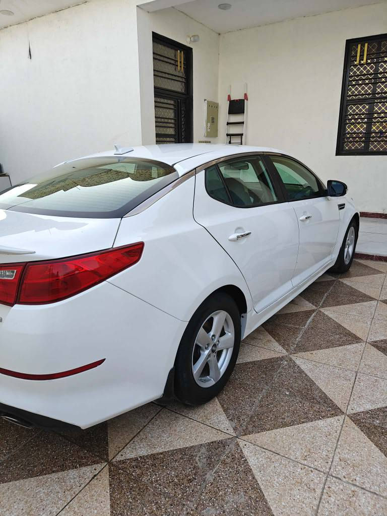 كيه اوبتيما 2015 حره تحويل امريكي حادثها بنيد مبدل فقط وبيها قطعتين صبغ بدون دواخل والباقي كفاله ضربه وتبديل وصبغ السياره جاهزه وجديده محرك 2400 دبل كزوز مواصفات شاشه كامره ويلكب تحكم استيرن اشاير بل مريه حساسات اماميه خلفيه نضام ايكو وباقي المواصفات المعروفه جاهزه مكينه كير حداديه تبريد تخم تاير السعر 108 وبيها مجال للشراي للاستفسار الاتصال على الرقم *********** مكاني ناصريه للبيع او المراوس البصرة, العراق
