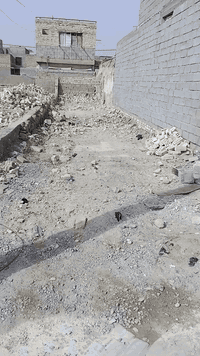 قطعه ارض للبيع مساحه 100 متر طابو زراعي سند 25 شارع ابو علي فرع مجاور جامع الحمزه إستفسار مكتب الباشا للعقار ***********
