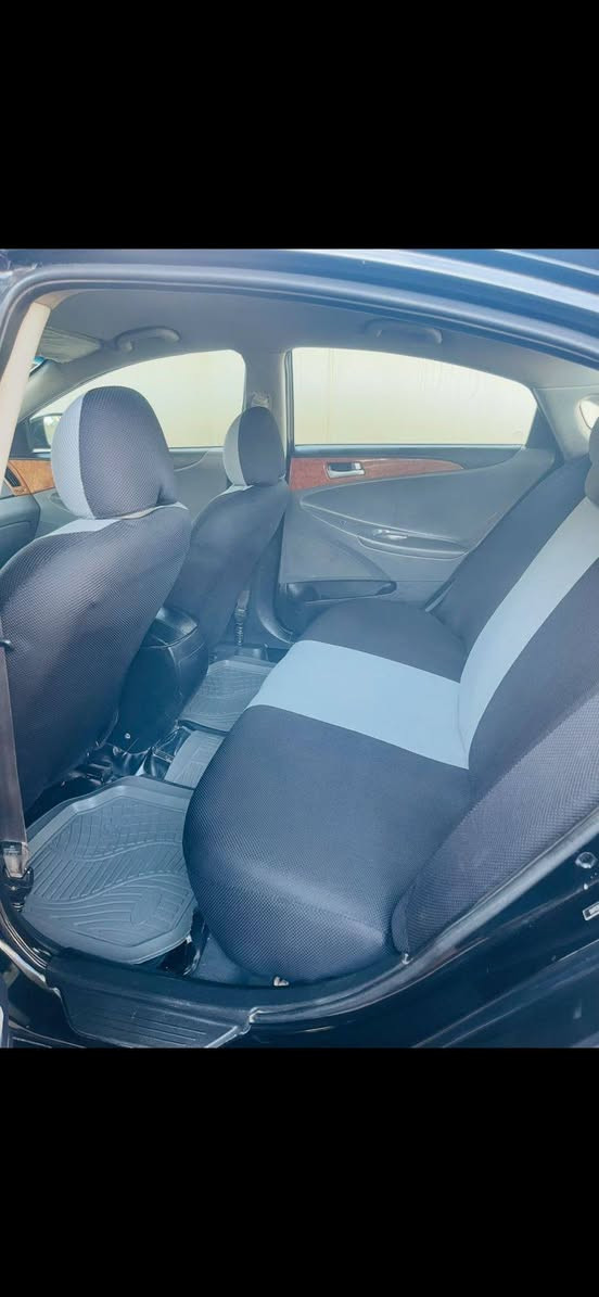 للبيع سوناتا ٢٠١٣ اسود ملكي رقم واسط جاهزه من كلشي السعر 100 ورقة $ وبيه مجال حك الجيه للاستفسار الاتصال على رقم صاحب السيارة ***********
