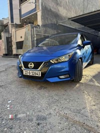 فيرسا 2023 SV  ماشيه 40 الف ميل  حادث جاملغ و بنيد   بدون دواخل  شاصي ...