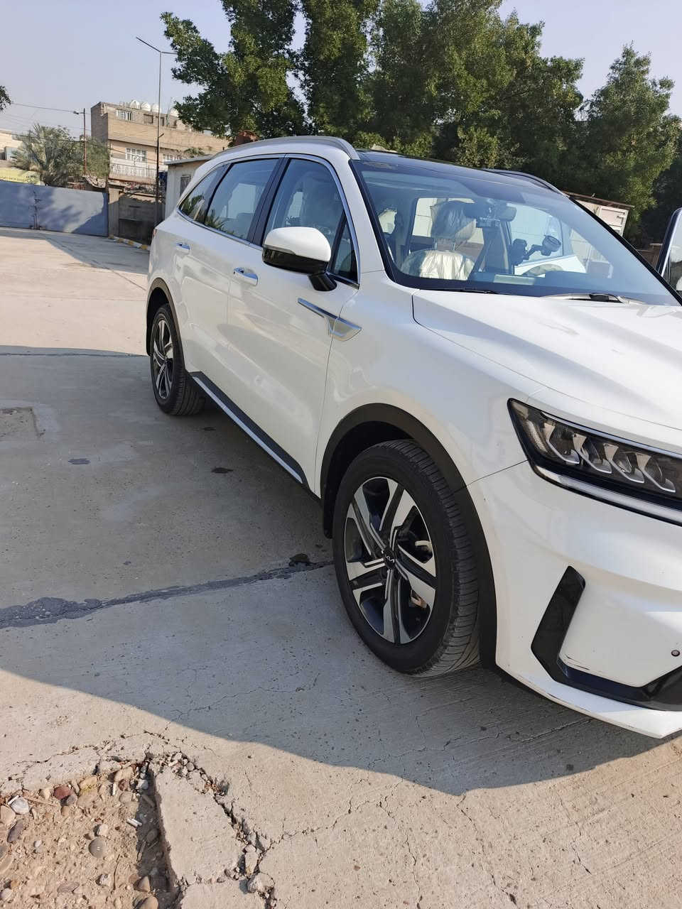 سلام عليكم للبيع كيا سورنتو موديل 2023
رقم بغداد الدولي فول موصافات 

6سلندر

 بنوراما

٧ راكب

٣ قطع تبريد

بصمه 

كرسي السايق كهرباء

جنطه كهرباء

كامره خلفيه

شاشه كبيره

شاحن موبايل

حساس امامي خلفي

وباقي المواصفات المعروفه

ماشيه 70 الف

مكفوله من الصبغ والضربه والتبديل

السيارة جديدة بمعنى الكلمة

بيها بارد باب عكس السايق فقط الباقي كفالة عامة

عنواني بغداد مدينة الصدر

 السعر ٣١٠ وبيها مجال

للاستفسار ***********
