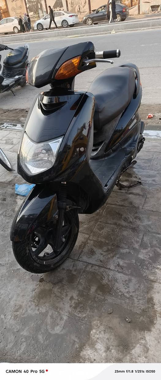 سلام عليكم البيع سكنس نثيه سرعه 110 دراجه جديد احلى من الصور مكينه مكفوله 58 كلجات رياضي دراجه كابريتر شلعه و معدل مكينه خرسه الكهربائيات كله شغاله دراجه متصرف عليه ربع السعر 600 وبيه مجال مكاني الشعب رقمي ***********
