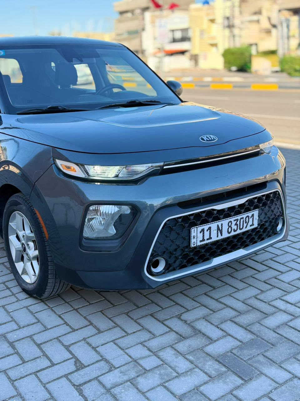 سلام عليكم كيه صول وراد امريكي مديل 2021 محرك الفين دوش السياره جاهزه كله نقص ما بيه لايت زنون حادثه با صوره تخم تاير جديد السياره با اسمي رقم جديد هزه جديد مواصفات عاديه كشن كهرباء السعر 137 بيه مجال  مكان بغداد حي العامل الرقم ***********
