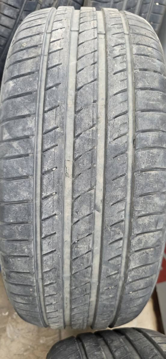 للبيع تخم ويلات MKW كروم قياس 18 ويا تايرات
القياس: 225/45ZR18
الحالة: نظيفات وبدون لحامات أو تشققات
الشكل سبورت ولمعة قوية
***********
