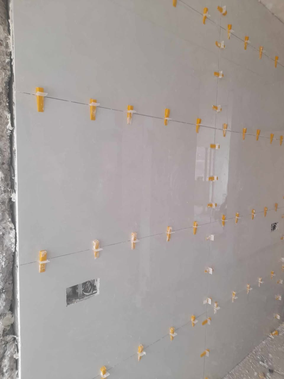 سلام عليكم خلفه متفرغ سيراميك الواح ارضي وجدرآمكاني شهداء البياع للستفسار اتصل ***********ملاحضه الصفحه بيها عملي
