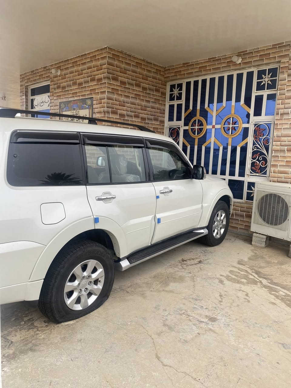 السلام عليكم
باجيرو 2014
رقم سسليمانيه شرط تحويل
ماشيه 173الف حقيقي سبير ما نازل
مكفولة كفالة عامه كير محرك شاصي ضربة كفالة عامه 
محرك 3500
ام دمام 
 مكان واسط صويرة
***********
