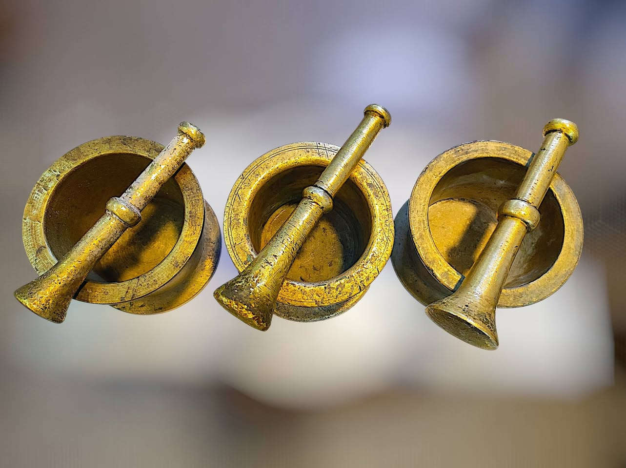 للبيع
ثلاثة هاونات نحاسيه قديمه قياسات 12سم و 12سم و 11 سم وزنهم 16٫300 كلغم 
السعر على الخاص


**إذا كنت صاحب هذا الإعلان وتريد حذفه لأي سبب، رجاءا أرسل رسالة إلى الدعم الفني**