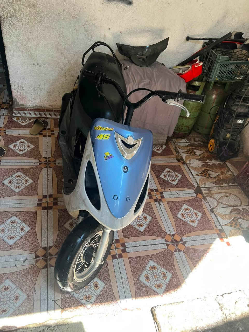 سلام عليكم ماكس للبيع محرك ناعم شلعه ومعدل شك لكاع رايده ب ٤٠٠ وبيها مجال مكاني بصره الطويسه لتواصل ***********
