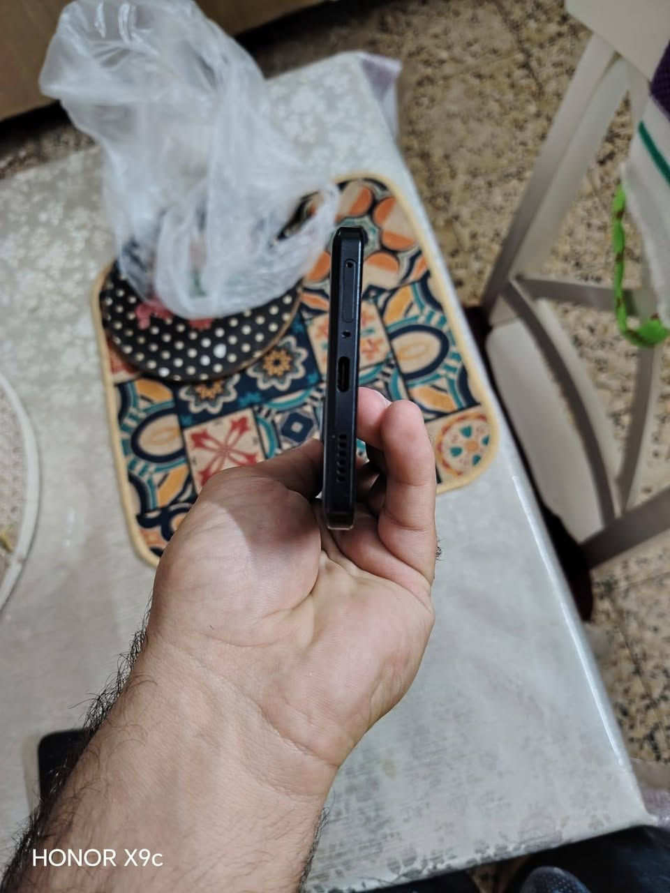 السلام عليكم
جهاز iqoo z9 turbo 
معالج sn 8s gen3
ذاكرة 256
رامات 12+12
كامرات سوني 50mp
بطارية 99%
الجهاز اخو الجديد بس اكو طخة خفيفة بالفريم
ملحقات فقط كارتونة
السعر 350 و بي مجال شي كلش بسيط
عنوان بغداد حي الجهاد توصيل ماكو للاسف
اي استفسار ***********
