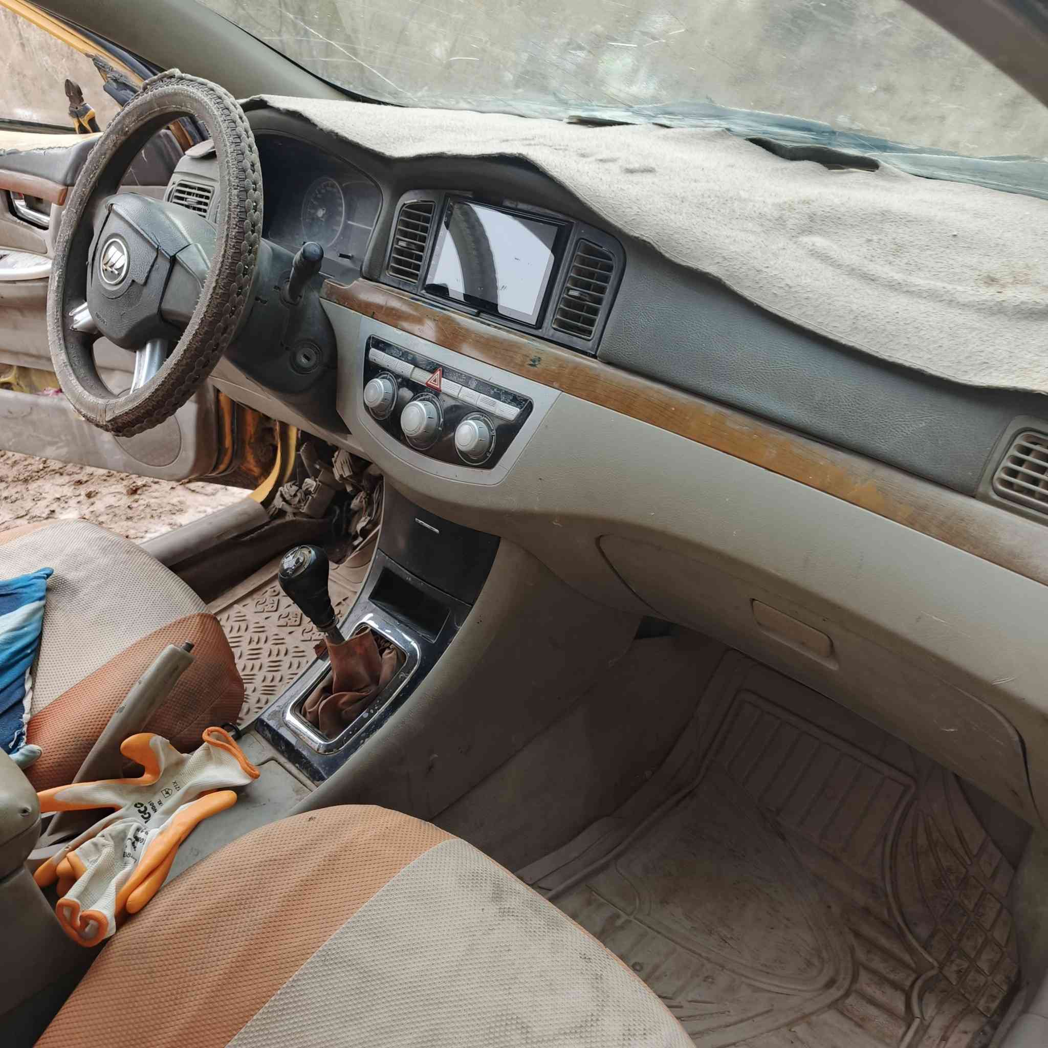 للبيع كوم حديد سياره عاطل كيرها عندي بس وكاله بيها ماواصل راعيها بغداد الفضيلية عندي بس مستمسكاته ابيع كوم حديد السعر ١٠ورفات تشتغل السياره بس ماتمشي العنوان الديوانية


**إذا كنت صاحب هذا الإعلان وتريد حذفه لأي سبب، رجاءا أرسل رسالة إلى الدعم الفني**