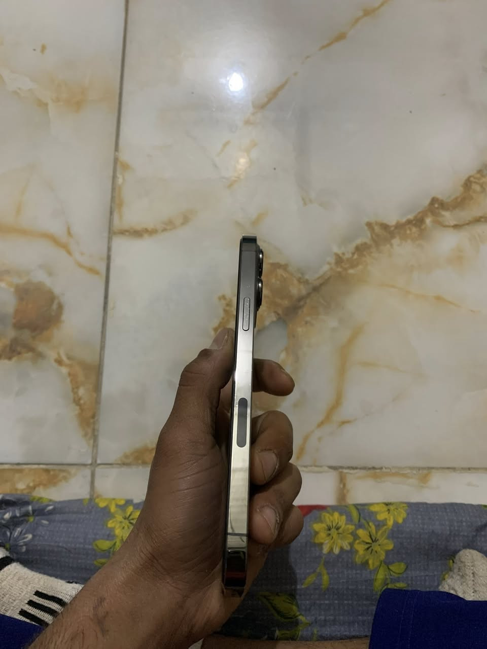 سلام عليكم اخوتي اريد مراوس عندي هاذ ١٣ برو ماكس  عطل شريحه وناسي كلمه سر آيكلود  مراوس حتلو ب S21 او S22 ألترا تحياتي❤️‍🩹✌🏻


**إذا كنت صاحب هذا الإعلان وتريد حذفه لأي سبب، رجاءا أرسل رسالة إلى الدعم الفني**