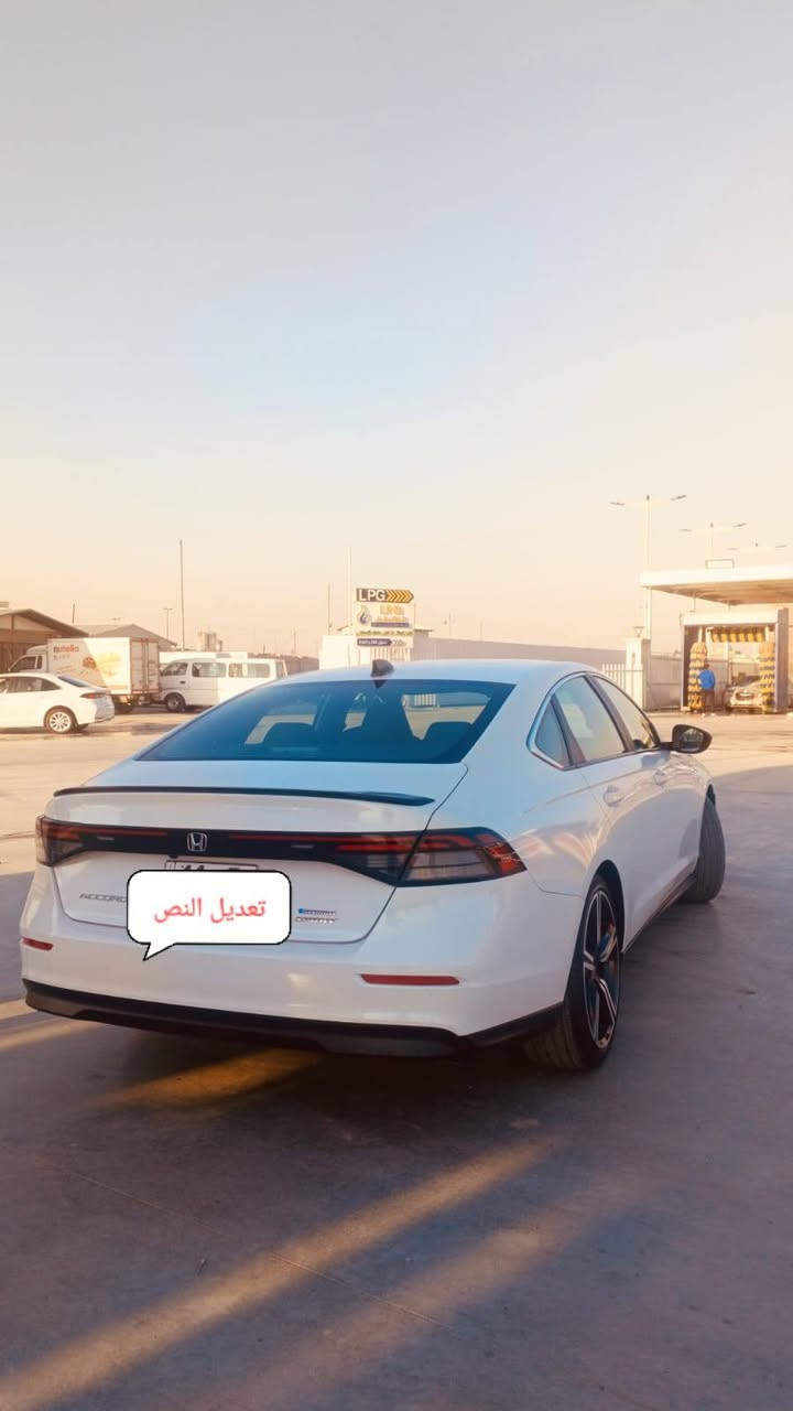 للبيع هوندا اكورد هايبرد موديل.  ..2023
 فئه sport فول مواصفات:- مكينه 2000 هايبرد بصمه
..... بصمه ابواب
....فتحه سقف  رادارات اماميه وخلفيه وجانبيه كراسي كهرباء 
..تشغيل عن بعد شاشه كبيره كامره دواره فول تحكم ستيرن تحديد مسار اوتو هولد سايد بريك بصمه
   كار بلي.  

الحادث فقط بنيد بدون اي دواخل  مكفوله الشواصي الغود 
بغداد الغدير ***********
