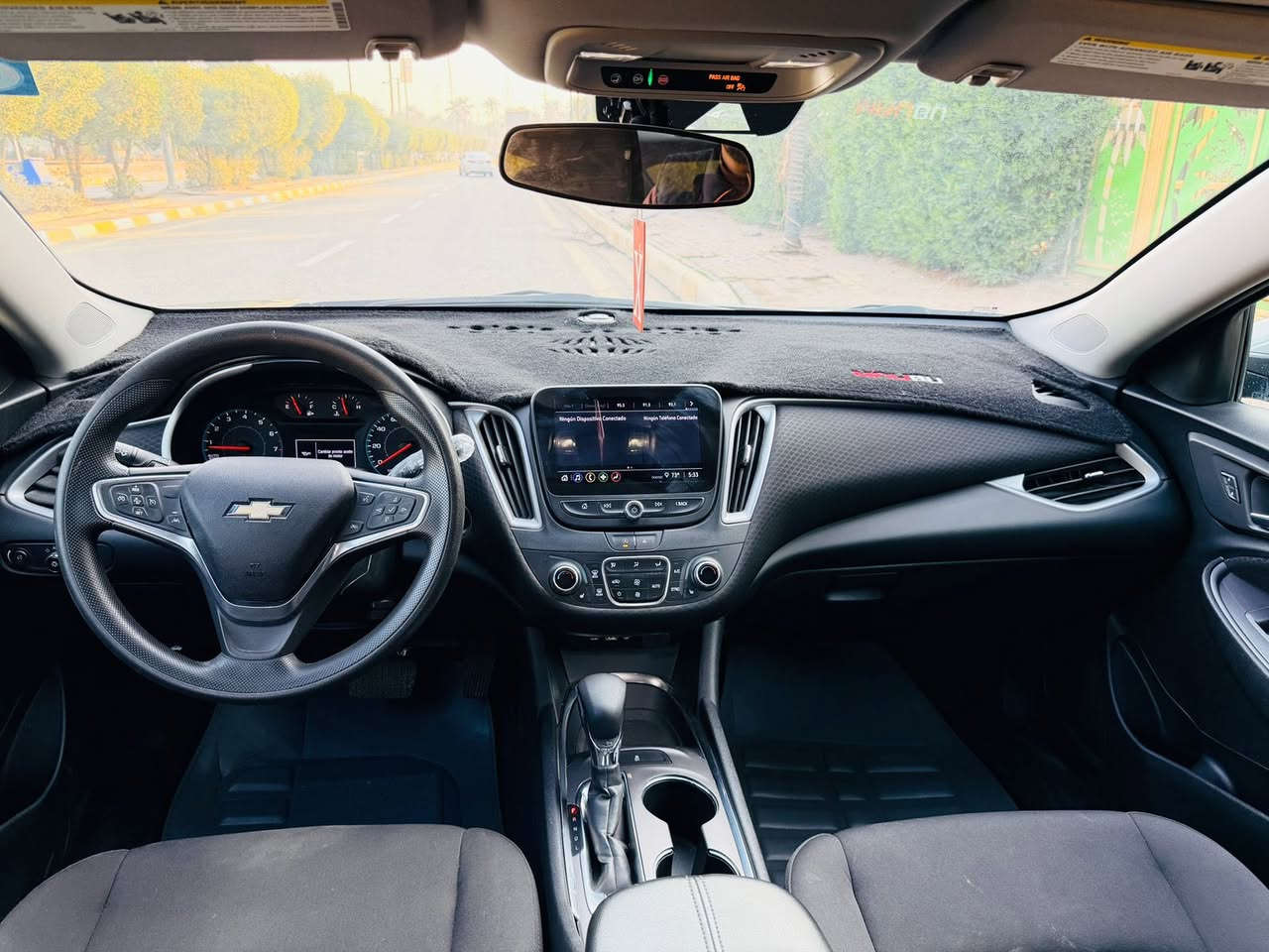 ماليبو 2023حادثها فقط بنيد بدوان دواخل رقم بغداد معوقين مواصفات LT وجاهزه للأخيره كير مكينه حداديه تايرات ماشيه 45 السياره صوره الحادث مرفقه  بالمنشور رايدها ب128 وبيها مجال مكاني العماره ***********
