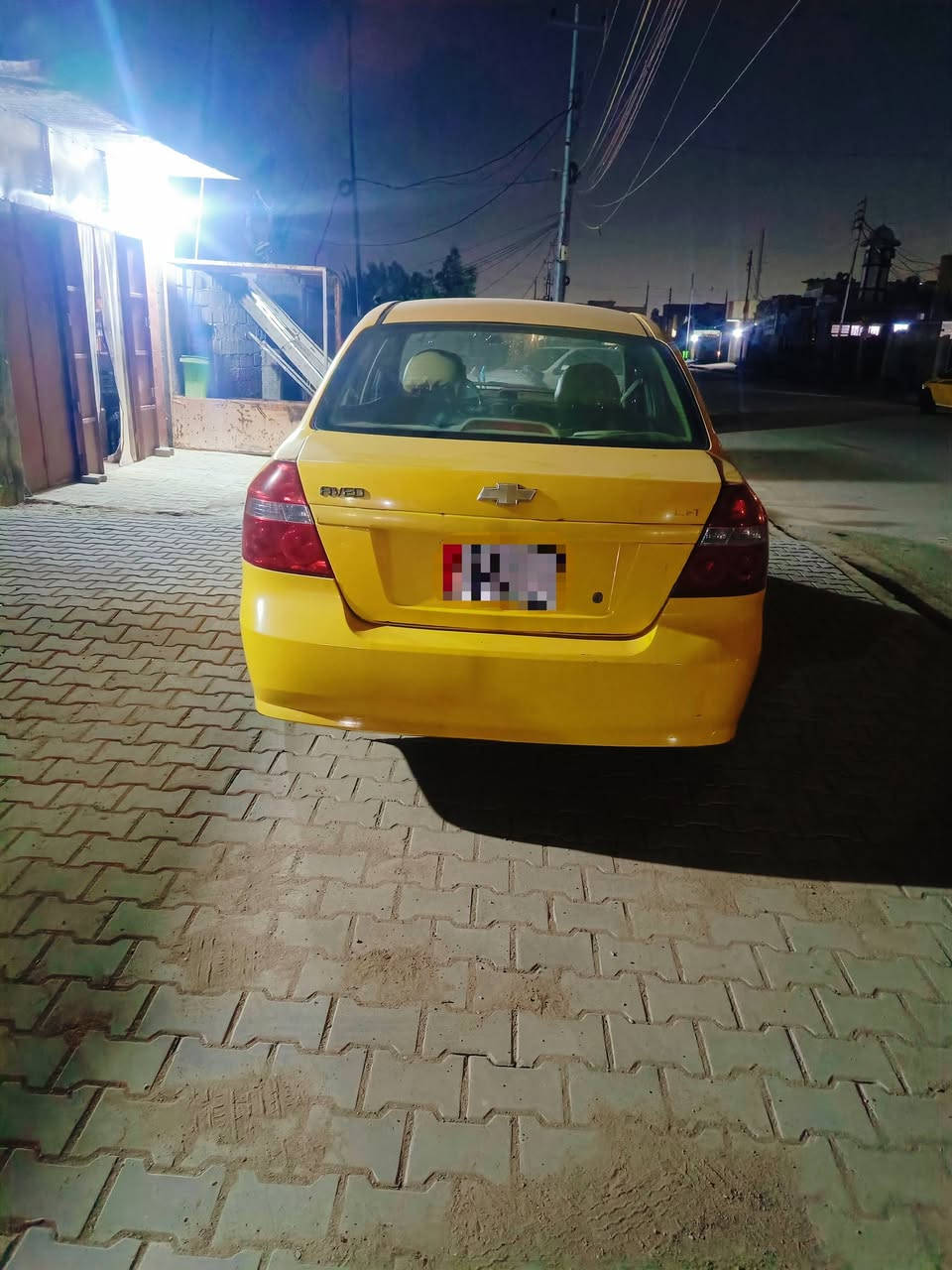 افيو خليجي موديل(11) بسمي سنويه تنتهي بل( 29 )بيهة رشات صبغ مكينه مفتوح كير عادي مكينه خير من الله دواخل جديده رقم انكليزي تدفئه تبريد شغال الكمبريسر بي صوت السعر (52)وبيهة مجال المكان بغداد الشعب للستفسار (***********)
