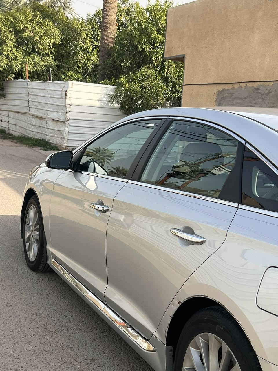 سلام عليكم سوناتا 2015 limited رقم بغداد حادثها خشم البنيد خفيف كلش العنوان بغداد 
***********
