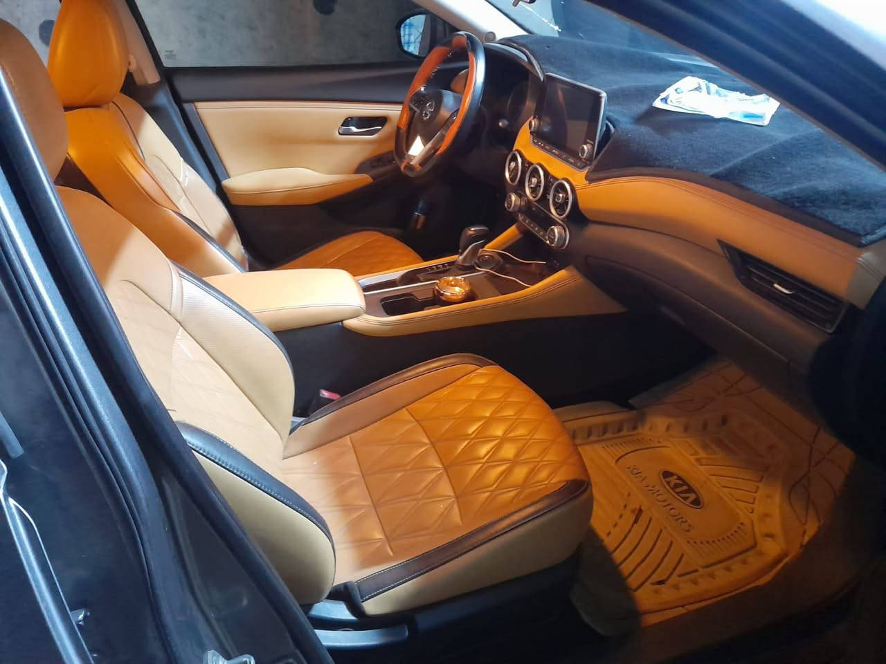 نيسان سينترا 2021
SV رقم بابل

وارد امريكي محرك 2000

حادثها جاملغ وبنيد سونار مرفق بل منشور

الباقي مكفول

. مواصفاتها

. بصمة تشغيل وابواب

. تشغيل عن بعد

. رادار امامي وخلفي 

. رادار جانبي نقطة العمياء

. توقف ذاتي 

. تنبيه الخروج عن المسار

. حساس خلفي

. دشبول ديجتال

تبريد لمس

كشنات تدفئة تبريد

لون داخل مميز مشمشي

تبريد منفصل

شاشة + كاميرا بلاد

حساس اطارات

المكان بغداد

السعر 125  او مراوس بكورلا  

للاستفسار

***********

***********
