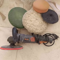 للبيع كوسره بوليش استعمال قليل جداً للاتصال 07802356389