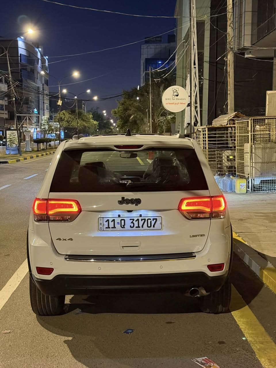 جيب 2022 لمتد فول ١/١
بنيد صبغ +جاملغ نفس لون مبدل

ومكان بارد صغير 

ماشيه ٣٧ الف 

مكينه v6 3600

دخول جديد 

رقم بغداد ب اسمي هزة وسنويه جديدة

مكانها بغداد الجديدة قرب جبار ابو شربت 

للاستفسار ***********
