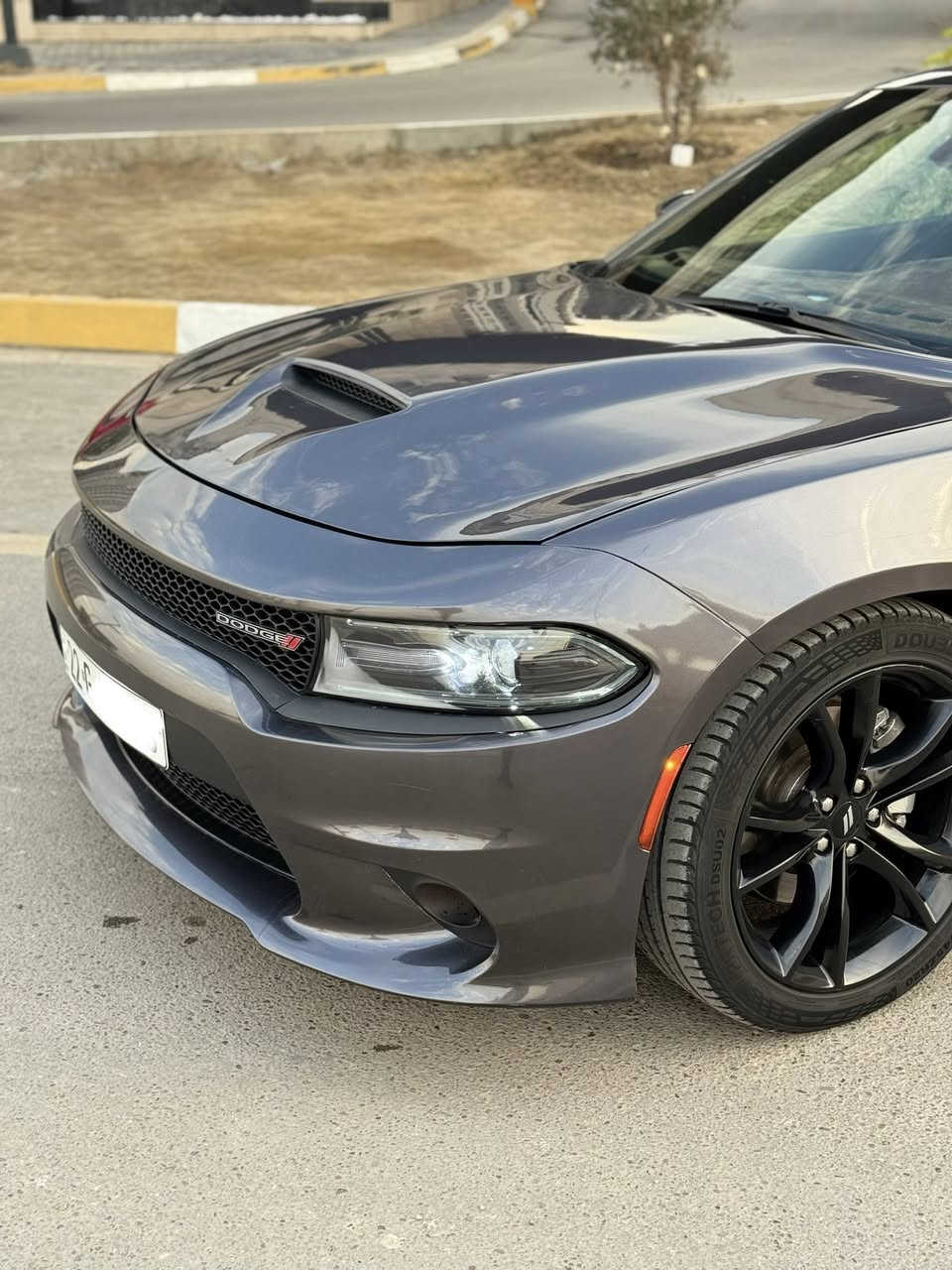 للبيع  جارجر 2018  RT
رقم اربيل باسمي هزه وسنويه كله جديد شرط تحويل 

وارد امريكي حادثها جاملغ خلفي وجاملغ امامي وهنا بل عراق صار بيها صبغ صفحة السايق والبنيد مبدل ومصبوغ 

ماشيه 66 الف مايل قابل للزياده 

محرك V8 5700 

السياره حلوه وجديده بل عافيه عل ياخذها 

السعر   164$$ بيها مجال بسيط 

اتصل وتدلل 
***********

مكاني بغداد_حي الحسين قرب مطار بغداد الدولي
