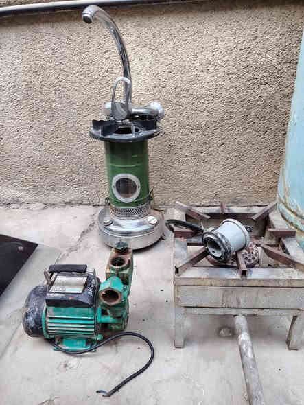 غراض للبيع شغالات كلهن ابيع شلع ٢٠٠ معلمين قرب جامع مالك بن انس ***********
