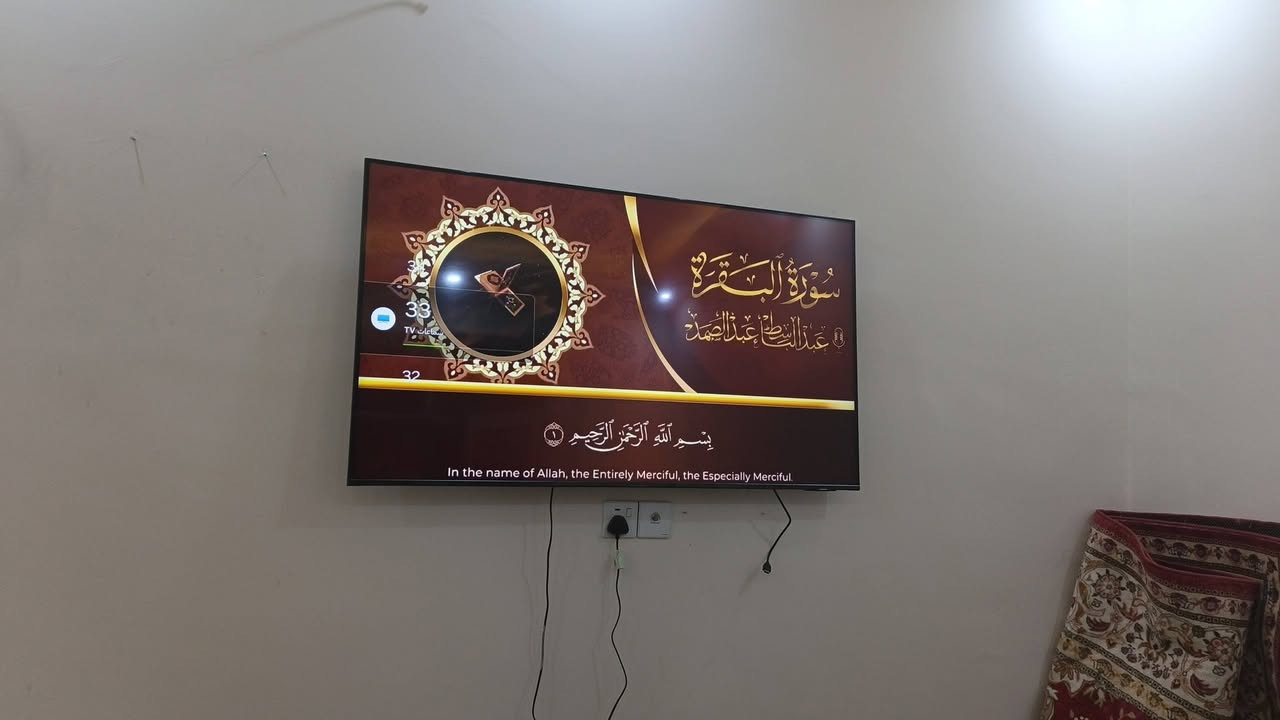 شاشة سامسونج حجم ٦٠ استعمال ٣ أشهر جديده باركود ضهر شاشه ريمون على طاقة الشمسية 500وبي مجال العنوان حي الجهاد***********
