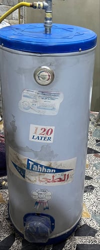 سخان كهربائي 120 لتر جديد مستعمل قليل المكان بغداد والسعر 60 الف وبي م...