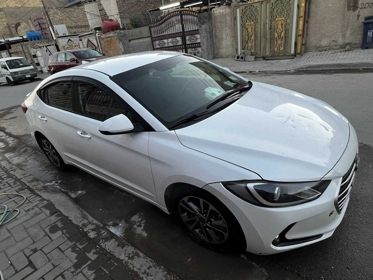 السلام عليكم سيارة النترا للبيع موديل ١٨ الرقم بغداد إنكليزي  السيارة بسمي لون ابيض صدفي مكاني بغداد البلديات ***********
