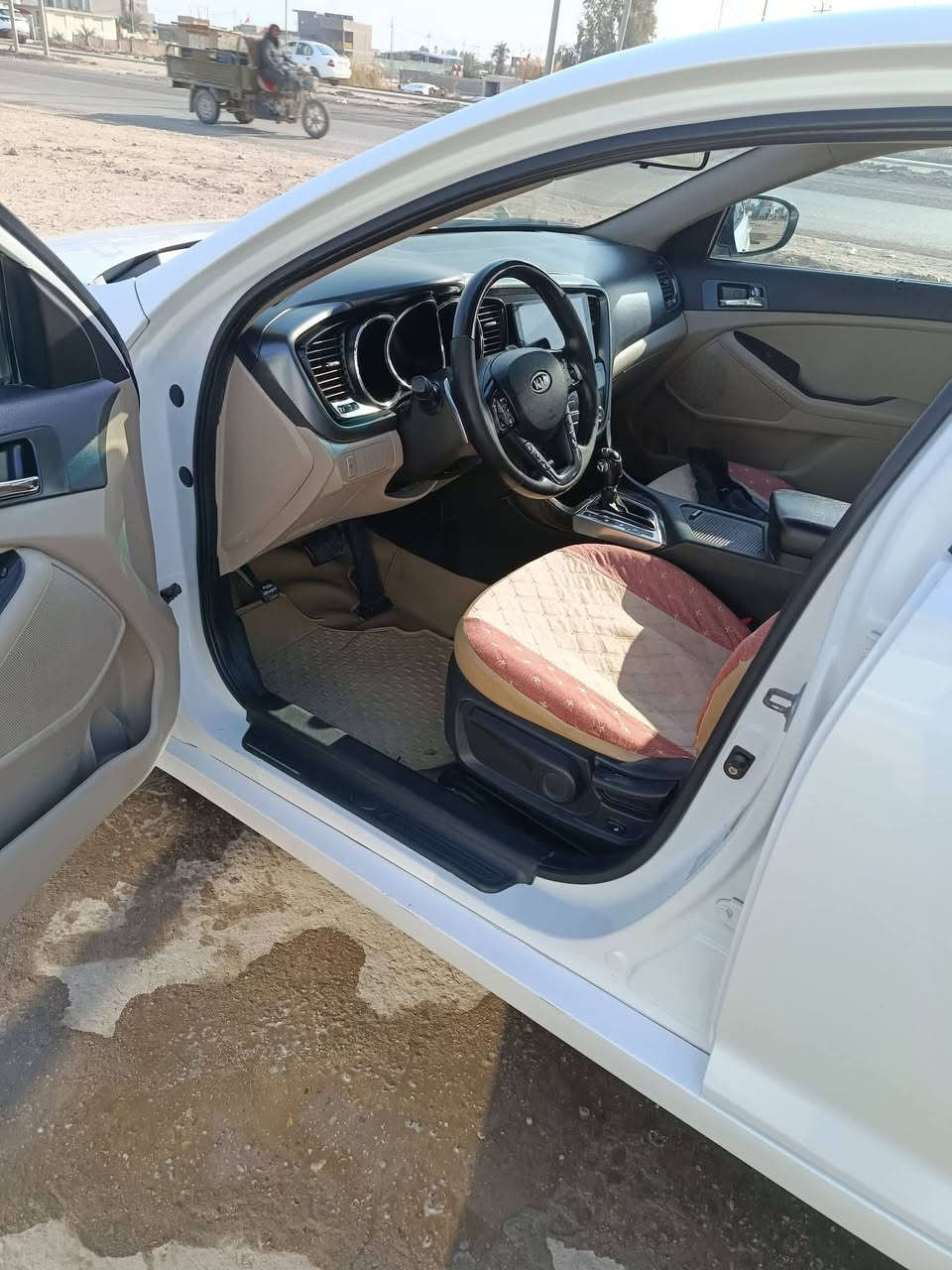 اترجاكم لحد يراسلني خلاص اني مكلف بلنشر وماعرف بيهن كلشي
للبيع 
أوبتما موديل 2013 السياره كفاله عامه مكينه 2000 حداديه جديده تخم تاير جديد المواصفات 
مري شفط
اشاره مري 
تحكم ستيرن 
شاشه و كامره 
تبريد قطعتين
مكاني بغداد
 #السعر_125
*********** ايمن
اترجاكم لحد يراسل اني مكلف بلنشر
