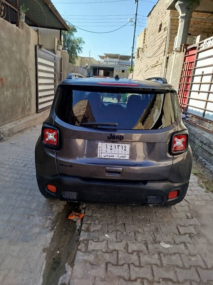 سيارة جيب رينيكيد موديل 18 الاتصال على الرقم ***********
العنوان البصرة القرنه الشرش القرنة, البصرة
