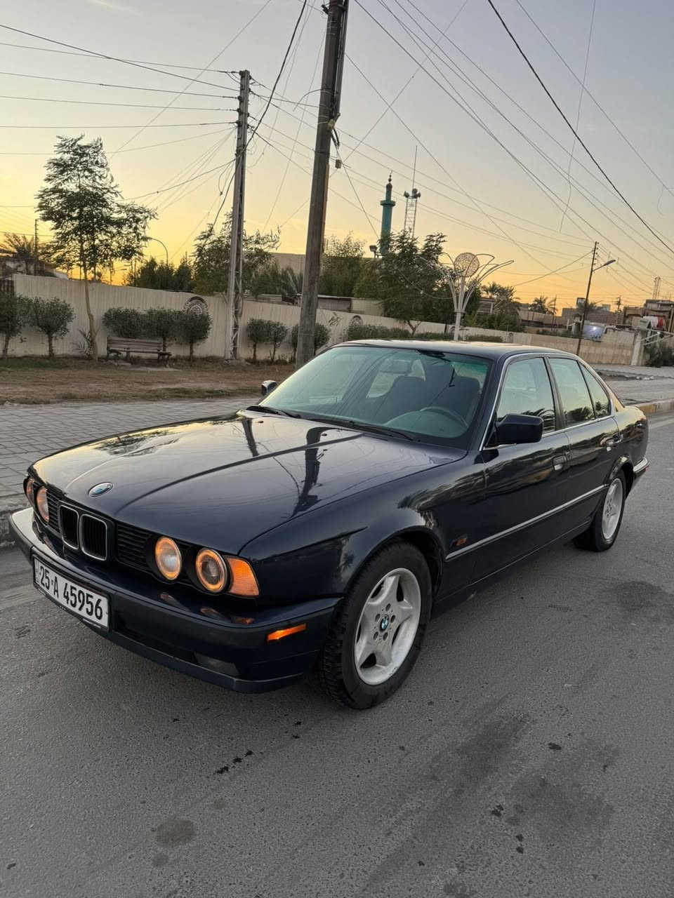 السلام عليكم
للبيع بي ام 525 مديل 91
رقم كركوك انكليزي شرط التحويل سياره جاهزه صبغ جديد مكينه جديده داخل نضيف فتحه سلايت
منضومه تبريد جديده ثلج
مروحه كهرباء مال f01 يعني انسه شي اسمه حماوه
السياره احله من الصور 
مكاني بغداد حي البنوك 
السعر 43
***********
