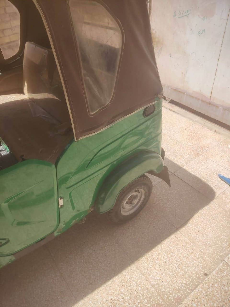 سلام عليكم تكتك للبيع موديل 22 شهر 11 مرقم***********
