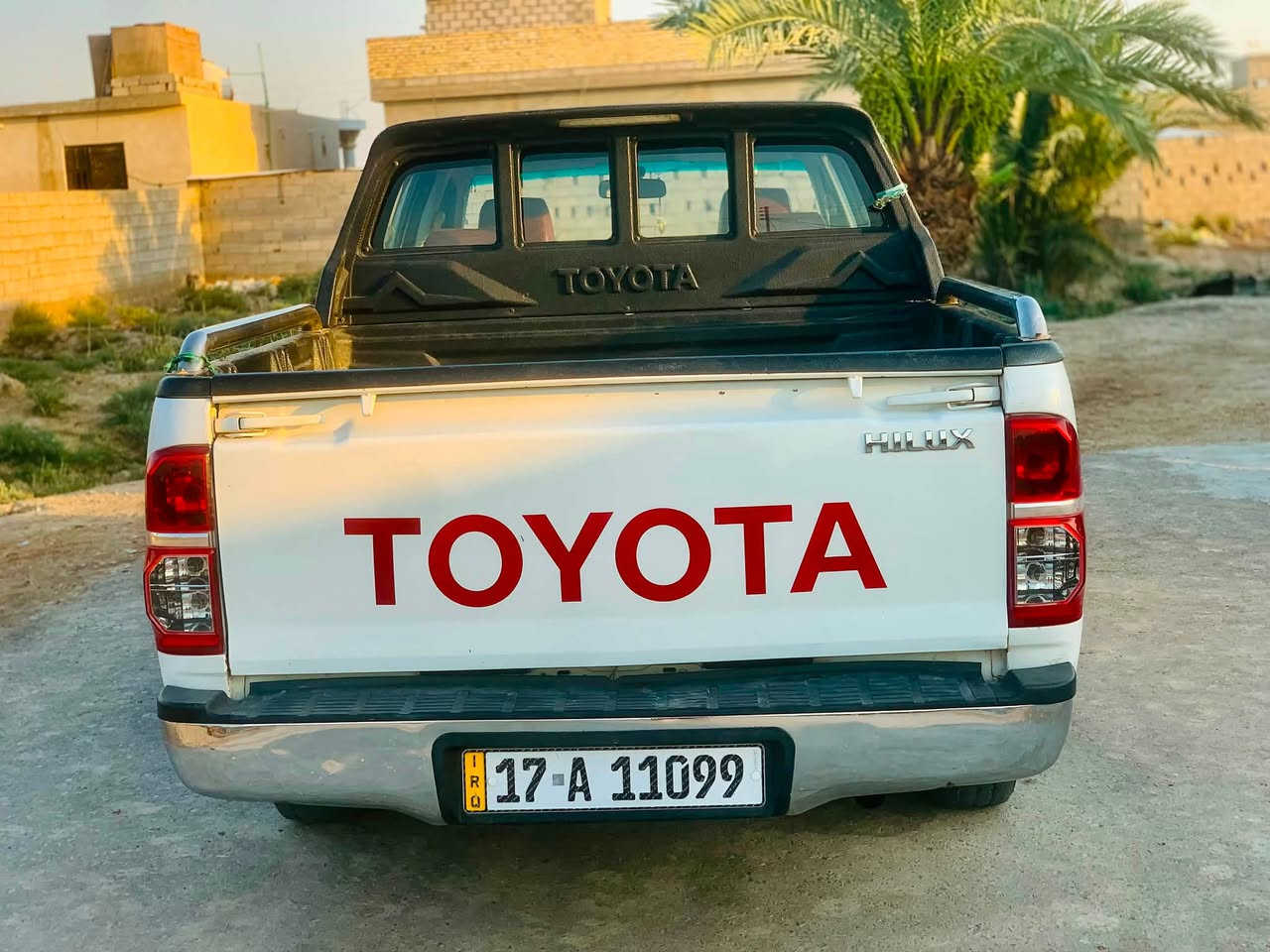 سلام عليكم بيكم فلاونزه للبيع 
2007  شاصي 19 سياره خير من تدفه تبريد🥶
رقم  نكليزي مثنى 
سعرها ١٢٠ وبيها مجال 
مكان سياره واسط
***********
