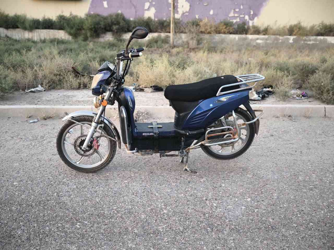 موطور شحن هارلي الاخوين
اخوان المو شراي لا يراسل 
بطاريات 5
 بيهن نفخه
يمشي طبيعي مابي شي
السعر 250بي مجال قليل ب ٢٠٠ ميرهم
م/الفلوجة حي الشهداء 
واتساب/***********
