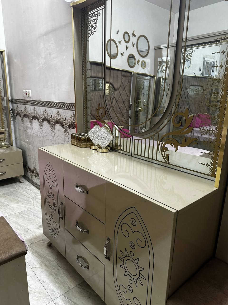 غرفه نوم تركيه للبيع مستخدمه السعر مليون ( وبيها مجال) مكاني بغداد


**إذا كنت صاحب هذا الإعلان وتريد حذفه لأي سبب، رجاءا أرسل رسالة إلى الدعم الفني**