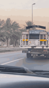 السلام عليكم 
 E46 T كومباك
مكينة 40 كفالة كير مال 8 كلج براص نازل بي نزلة وحدة
برمجة عقل
علية صدر امامي خلفي مال درفت 
كسرات ستيرن وبور كهرباء 
رويل كيج امامي خلفي داخلي مابيها 
رقم بغداد سنوية بعدها مساقطة 
راديتر عمل ومراوح ثنين انسة حماوة 
هاند بريك 
السيارة سعرها 35$ وبيها مجال 
مكاني السيدية (***********)
