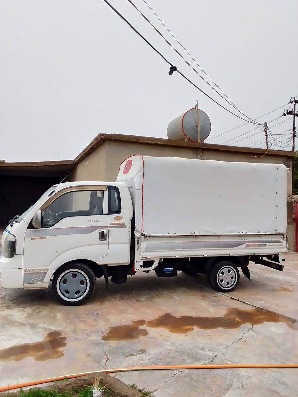 كيا حمل موديل2015 للبيع 

رقم نينوئ  شرط التحويل 

بدون ضرر  السيارة جاهزة 

القياره /قاطع السبعاويين-قرية سيداوة

رقم 📱 الهاتف ***********
