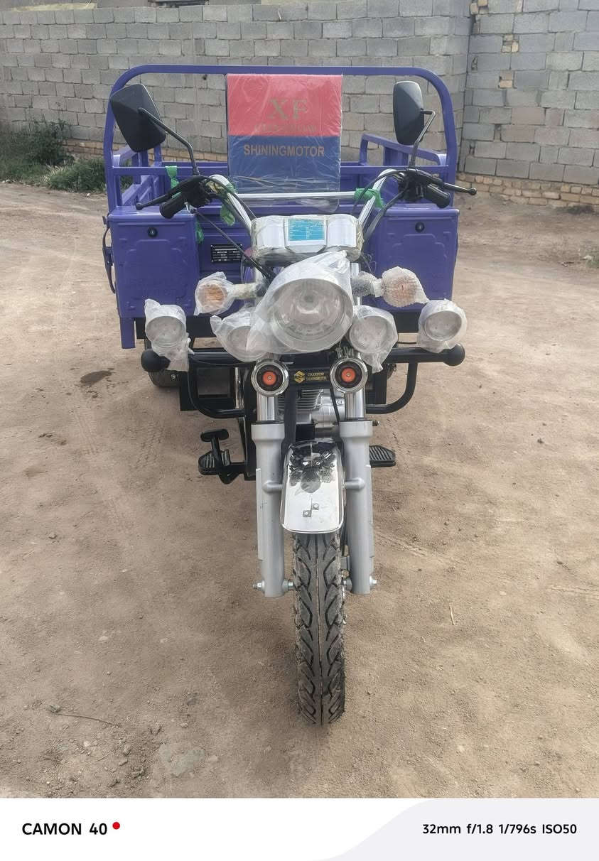 السلام عليكم ستوته جمره فحل مديل 2023 صار له شهر من طلعت من المعارض مكفوله كفاله عامه اوراق اجي وياك او دولك  ليريد راسلني عله حساب سعر خاص


**إذا كنت صاحب هذا الإعلان وتريد حذفه لأي سبب، رجاءا أرسل رسالة إلى الدعم الفني**