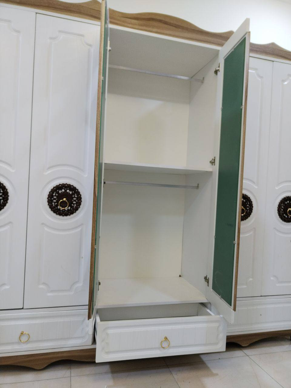 غرفه كانتري للبيع 
سعرها ٤٠٠
مكانها بسمايه
مستعجلين ع بيعتها


**إذا كنت صاحب هذا الإعلان وتريد حذفه لأي سبب، رجاءا أرسل رسالة إلى الدعم الفني**